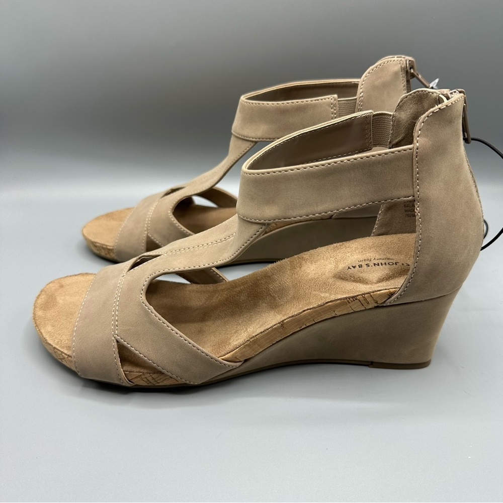 St. Johns Bay Taz Porchini Sandals Sand Memory Foam Size 11M